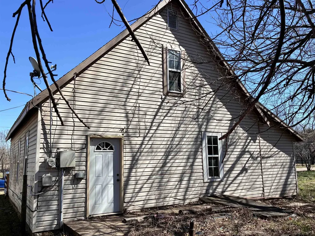 817 N Gordy El Dorado KS 67042