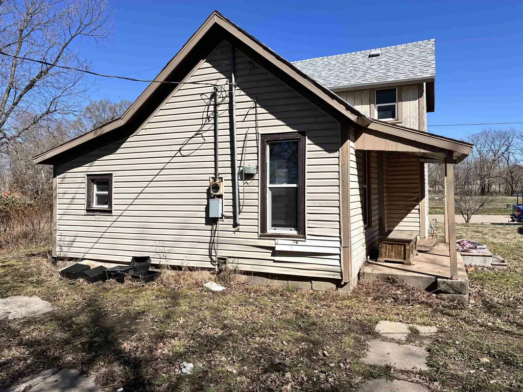 817 N Gordy El Dorado KS 67042