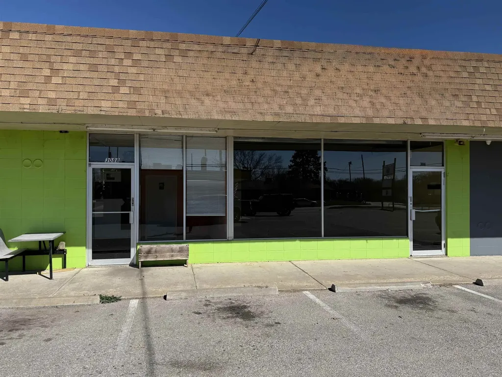3086 W 13th Street N Wichita KS 67203-0000