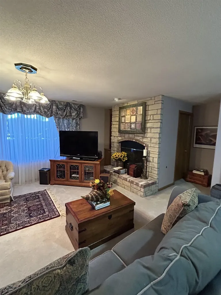 4116 N Plum Tree Street Wichita KS 67226