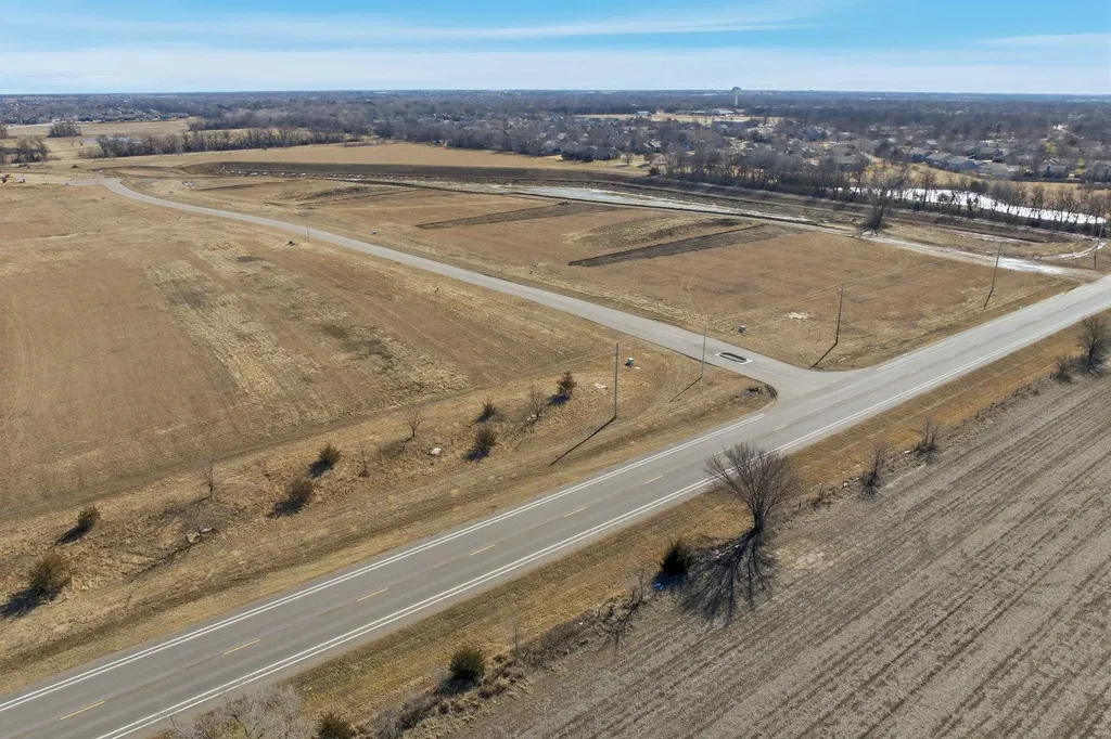 Lot 10 Block A Prairie Preserve Addition Bel Aire KS 67220
