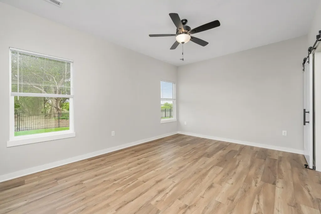 707 N Rainbow Lake Street Wichita KS 67235