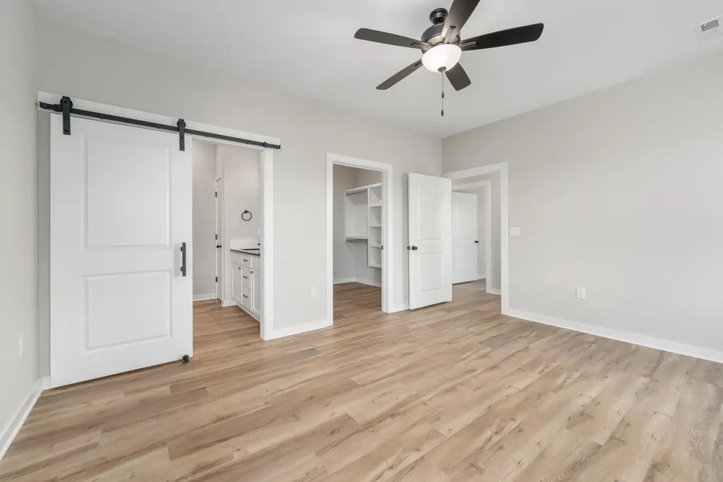 707 N Rainbow Lake Street Wichita KS 67235