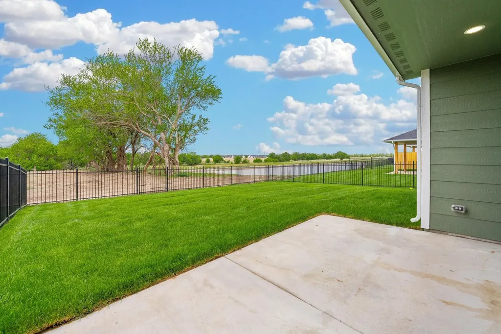 707 N Rainbow Lake Street Wichita KS 67235