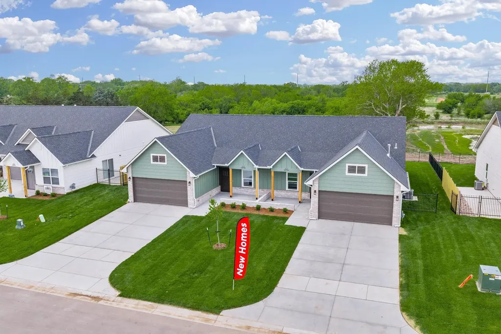 707 N Rainbow Lake Street Wichita KS 67235