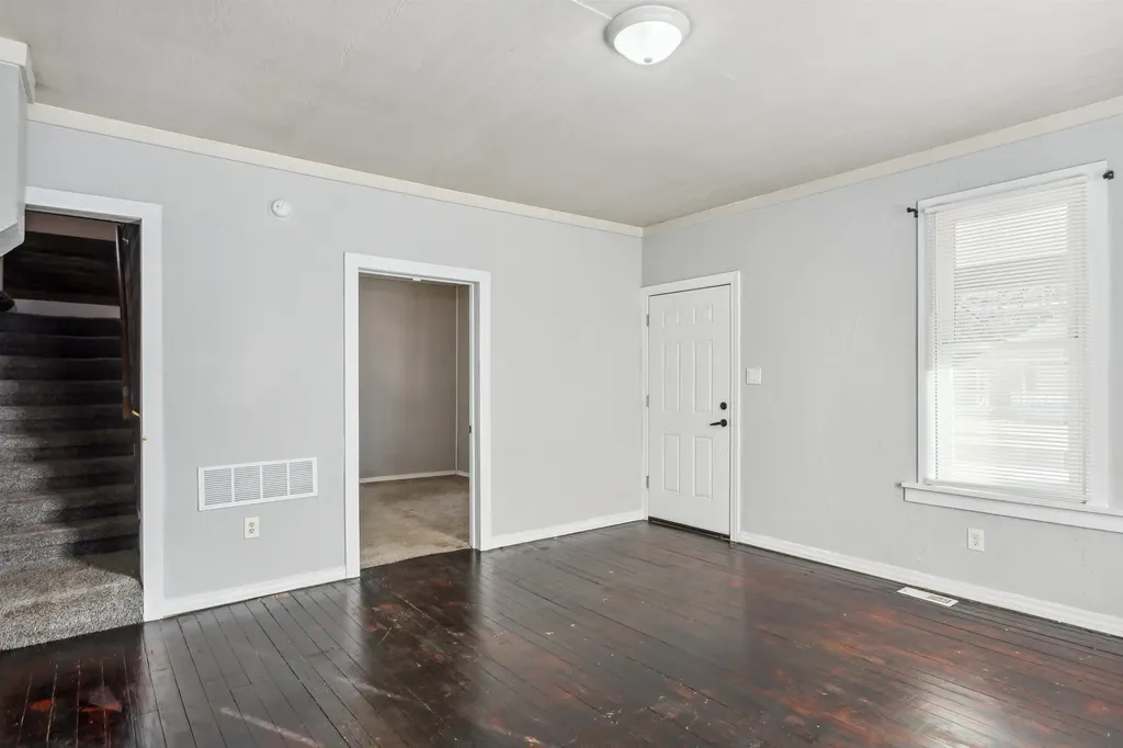 1527 S Water Street Wichita KS 67213