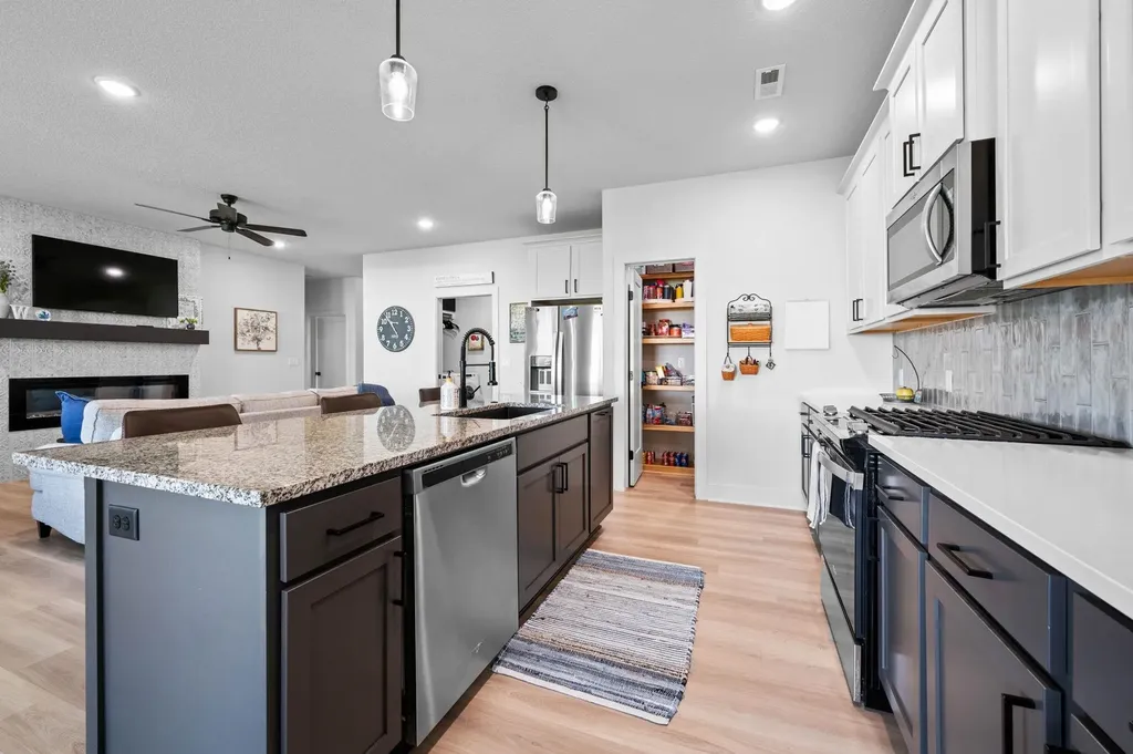 2245 S Nicole Circle Andover KS 67002
