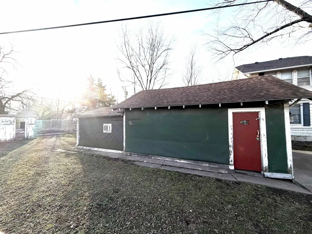 1534 S Main Street Wichita KS 67213