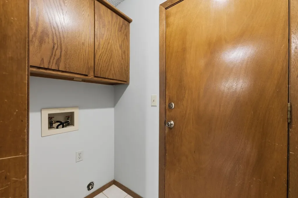 5211 S Mosley Street Wichita KS 67216