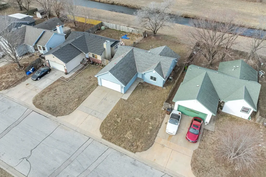 5211 S Mosley Street Wichita KS 67216