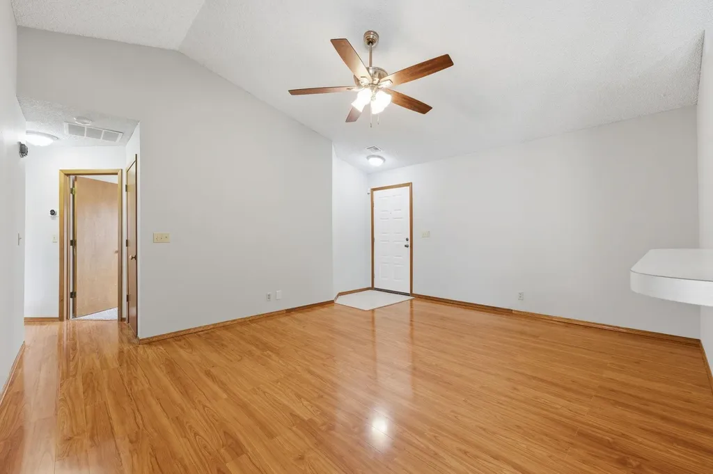 5211 S Mosley Street Wichita KS 67216