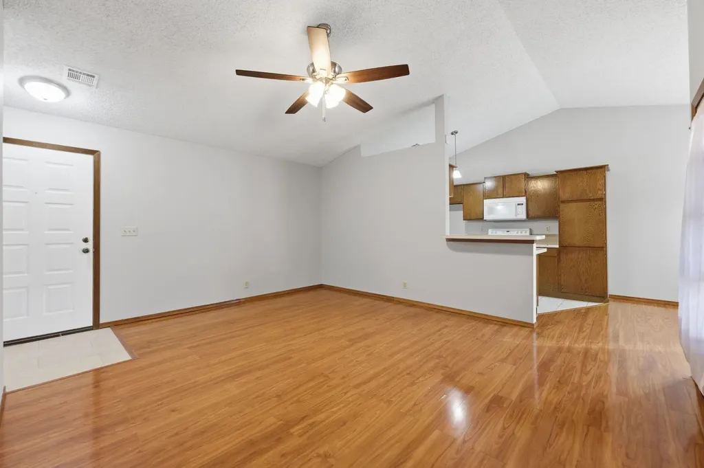 5211 S Mosley Street Wichita KS 67216