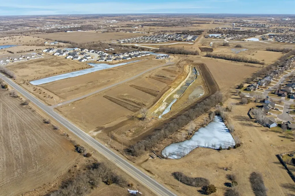 5150 Prairie Court N Bel Aire KS 67220