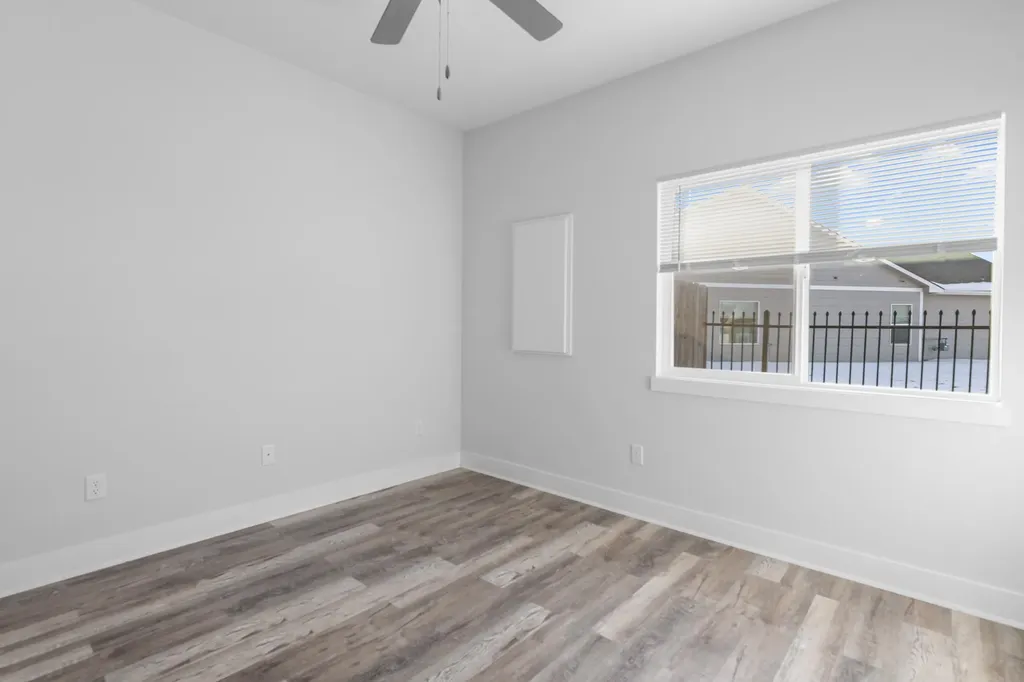 5454/5456 E Colburn Court Bel Aire KS 67220