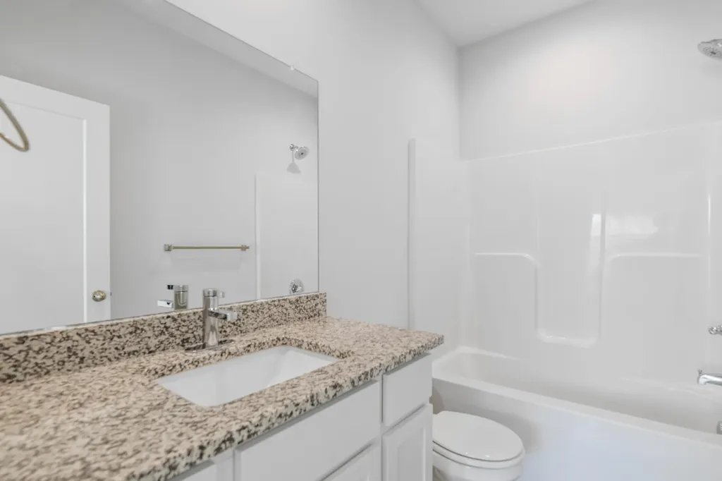 5454/5456 E Colburn Court Bel Aire KS 67220