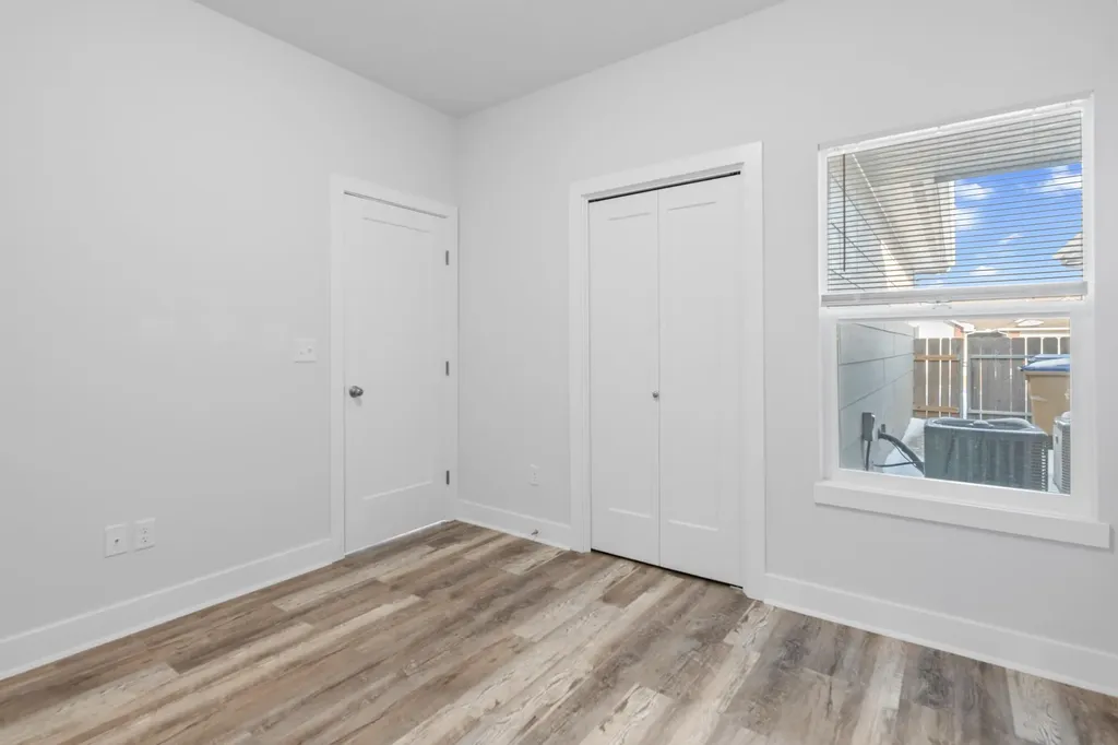 5454/5456 E Colburn Court Bel Aire KS 67220