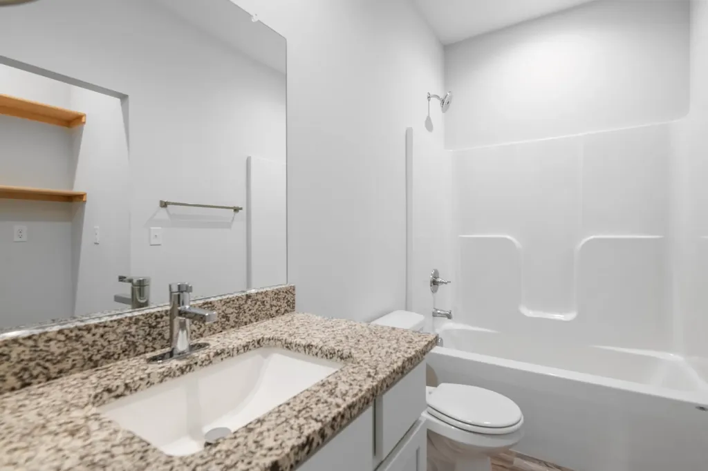 5454/5456 E Colburn Court Bel Aire KS 67220