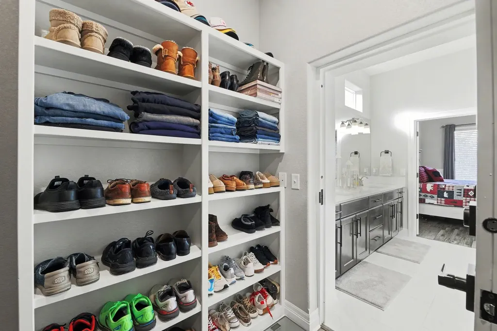 6237 E Central Park Court Bel Aire KS 67220