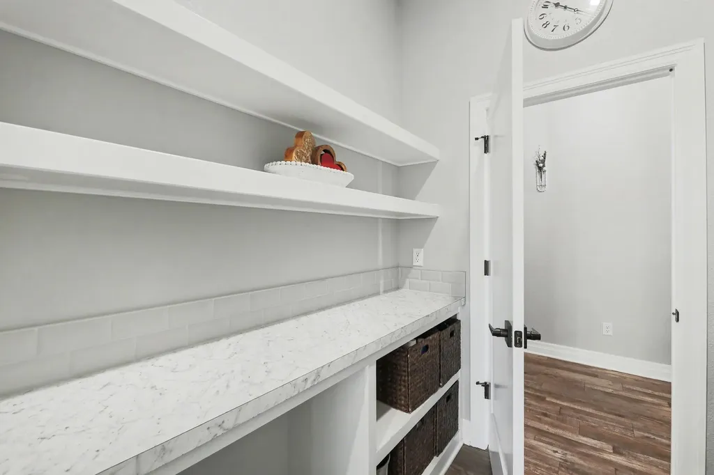 6237 E Central Park Court Bel Aire KS 67220