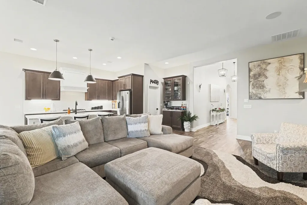 6237 E Central Park Court Bel Aire KS 67220