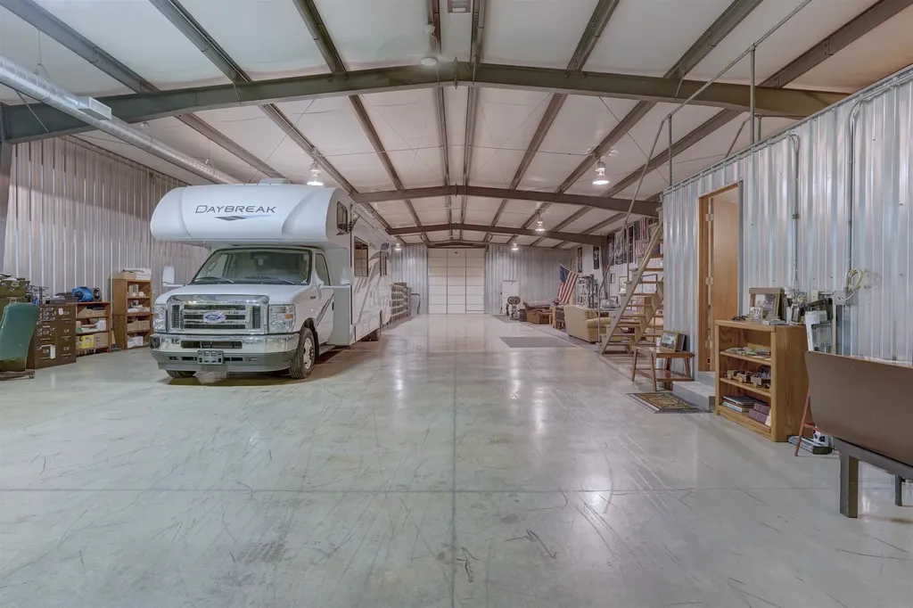 27750 85th Road Arkansas City KS 67005
