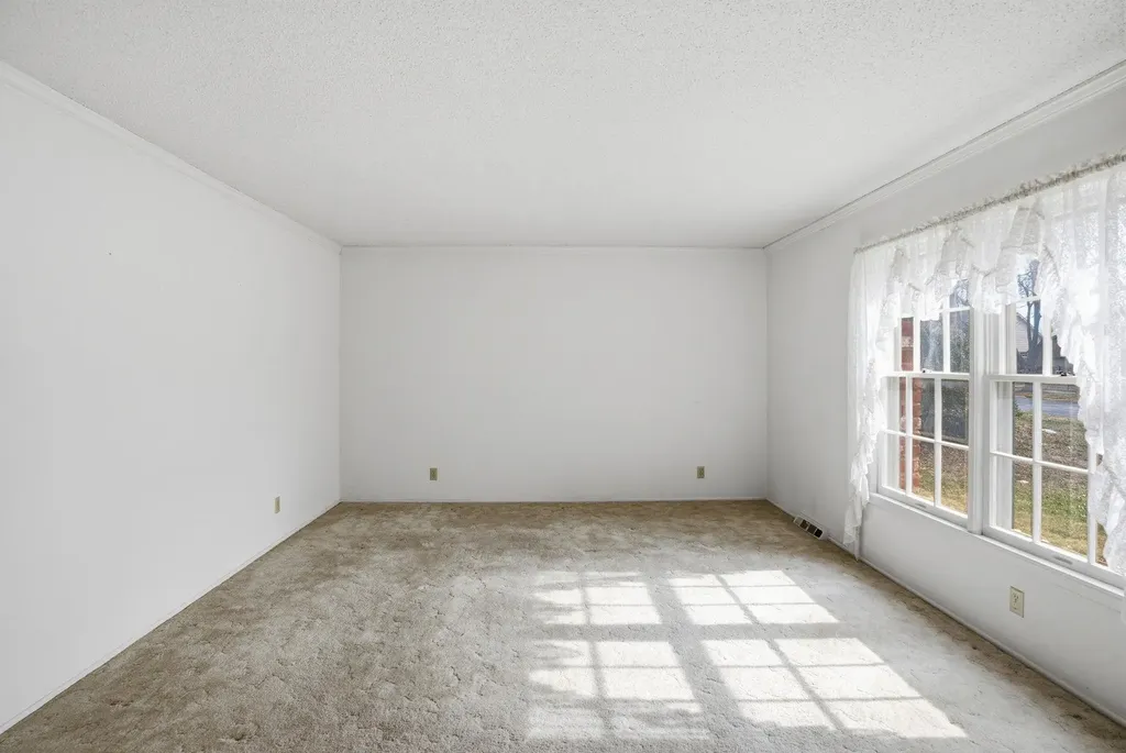 8220 E Brentmoor Street Wichita KS 67206