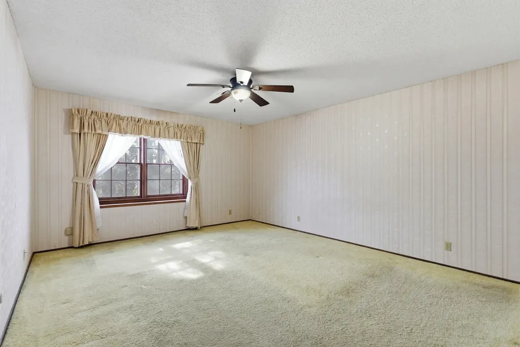 8220 E Brentmoor Street Wichita KS 67206