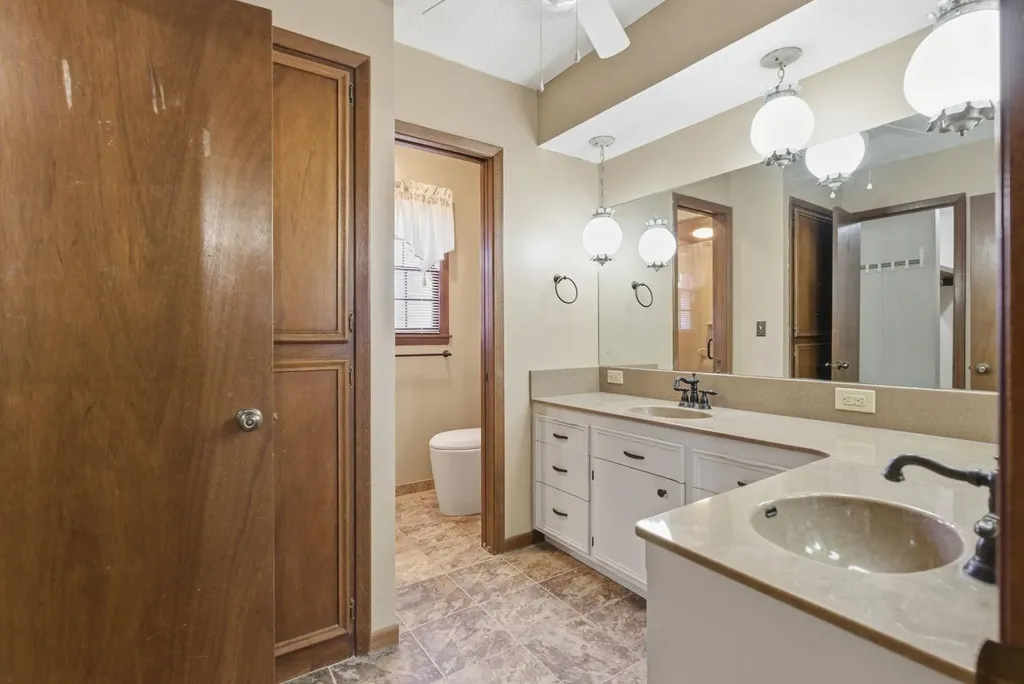 8220 E Brentmoor Street Wichita KS 67206