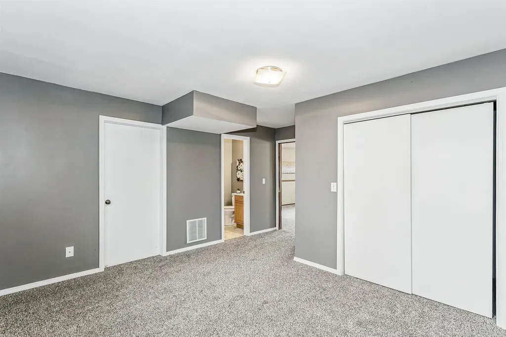 7401 E Brookview Circle Wichita KS 67226
