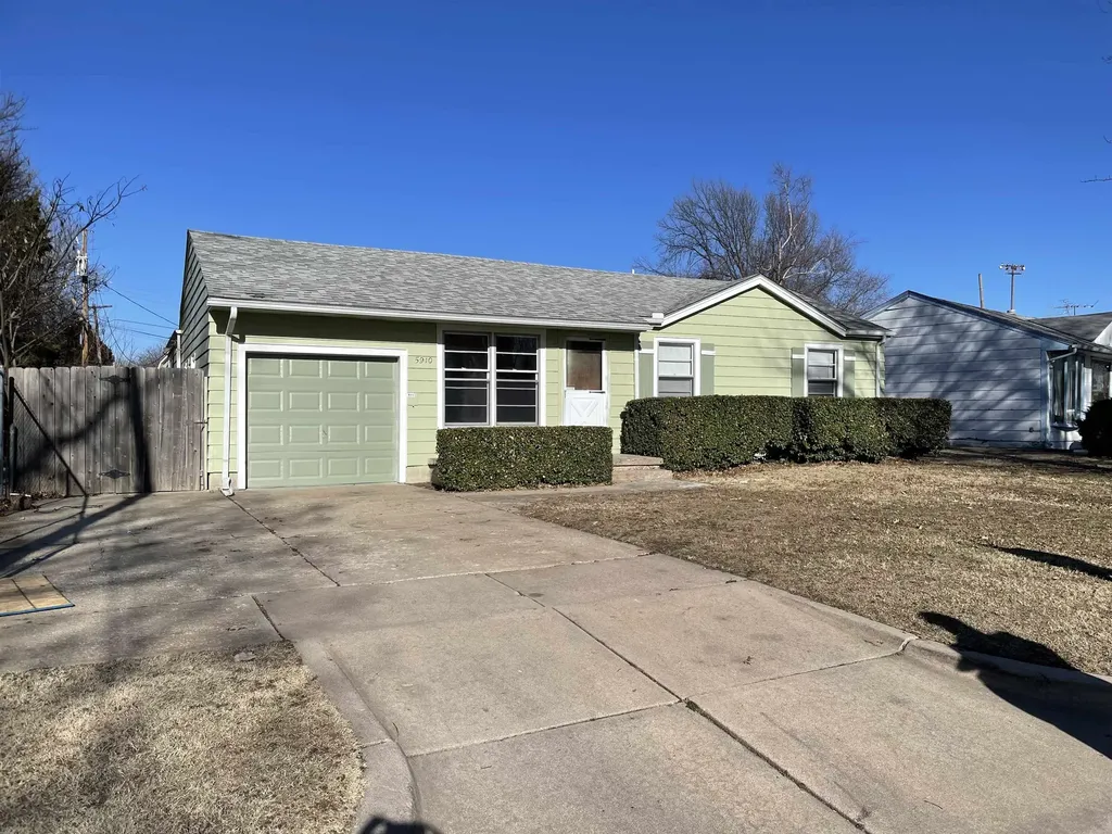 5910 Bunting Wichita KS 67218