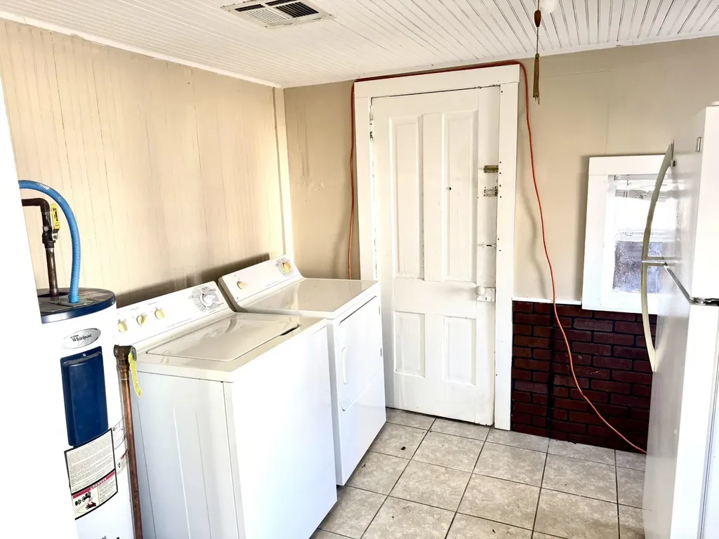 325 Poplar Street El Dorado KS 67042