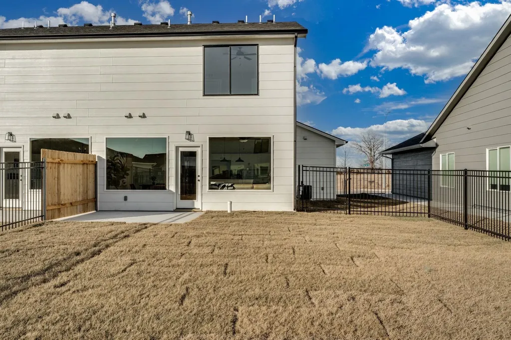 3613 W Longleaf Circle Wichita KS 67205