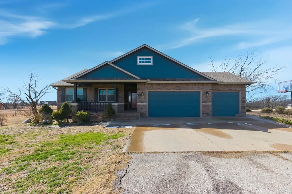 4529 S Webb Road Derby KS 67037