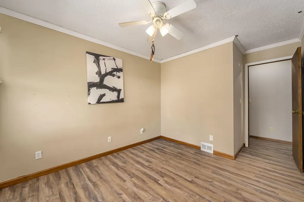1403 N Webb Road Mulvane KS 67110
