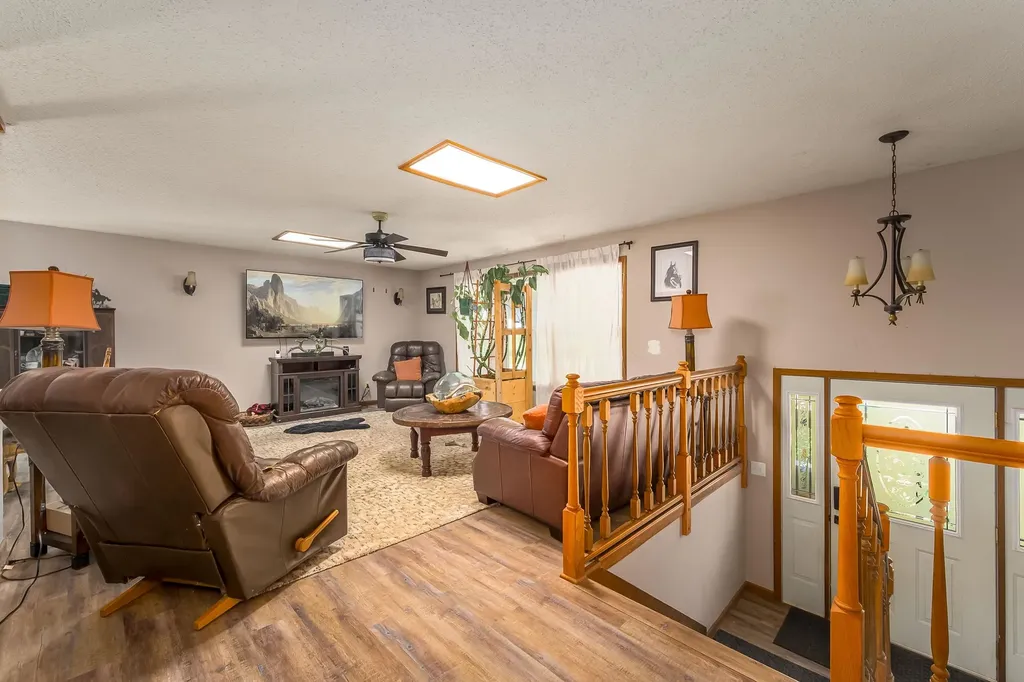 1403 N Webb Road Mulvane KS 67110