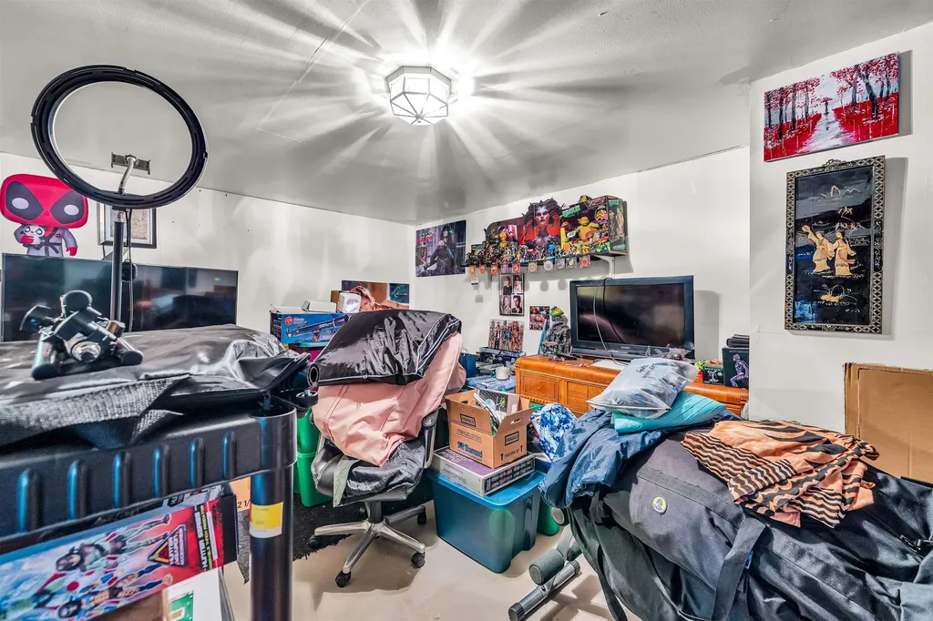 212 W 9th Street Harper KS 67058