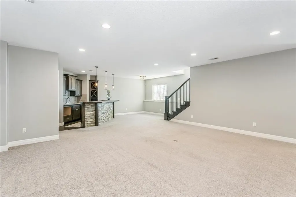 1401 N Shadow Rock Drive Andover KS 67002