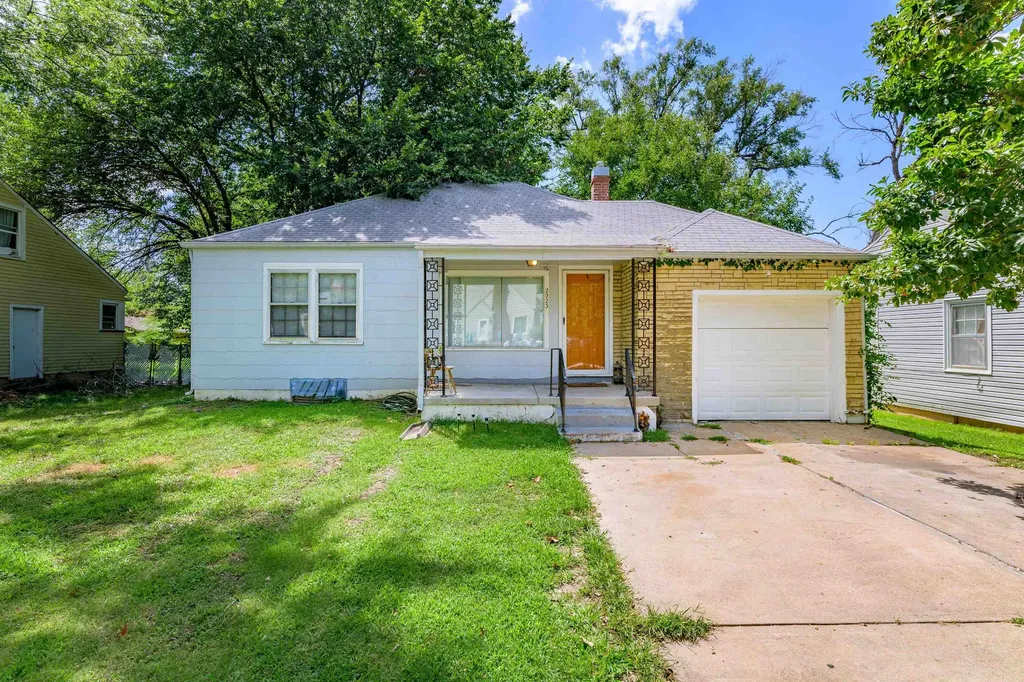 2023 S Terrace Drive Wichita KS 67218-5043