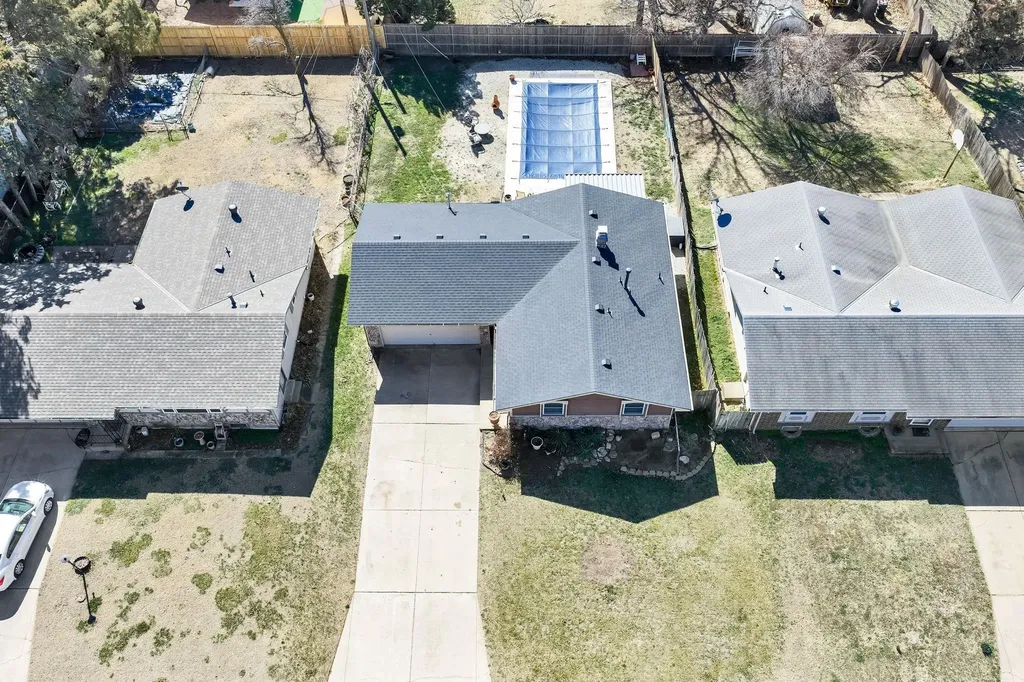 1839 E Evanston Park City KS 67219