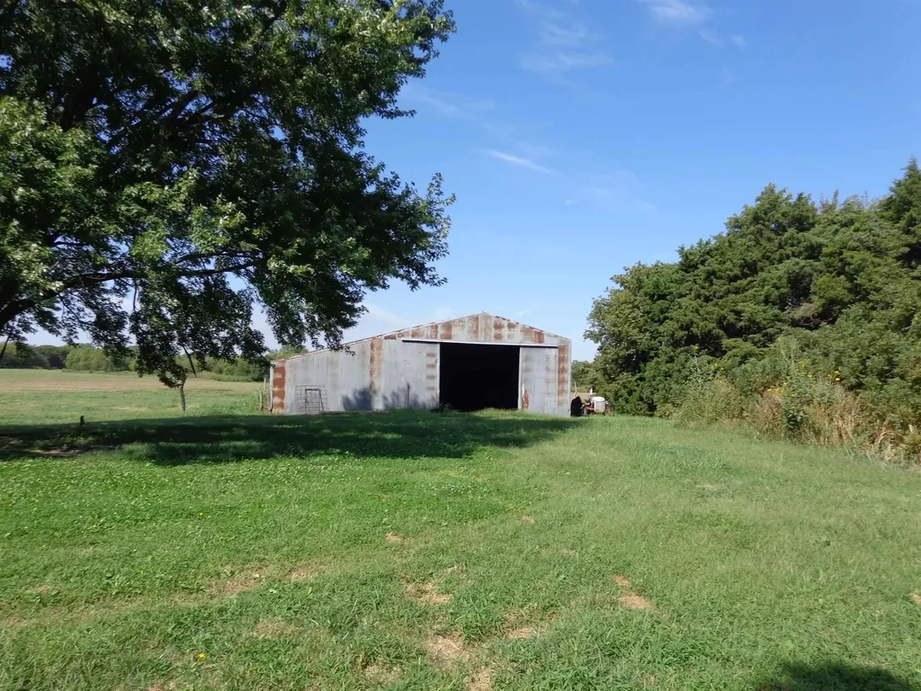 1217 S Mayfield Caldwell KS 67022