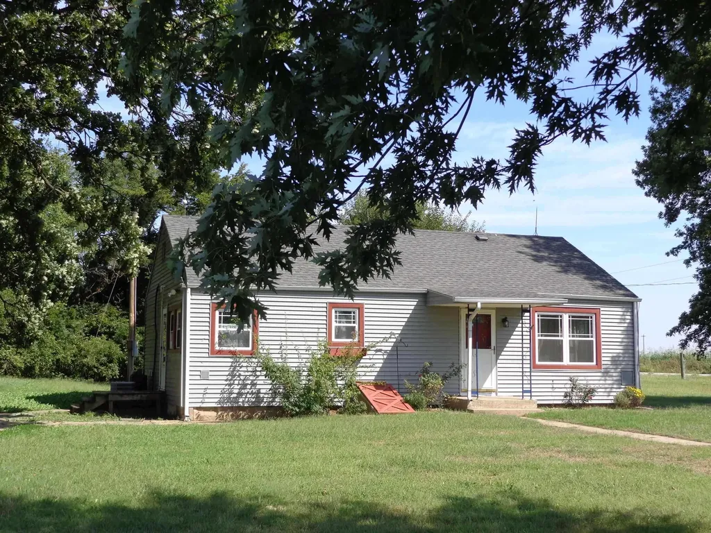 1217 S Mayfield Caldwell KS 67022
