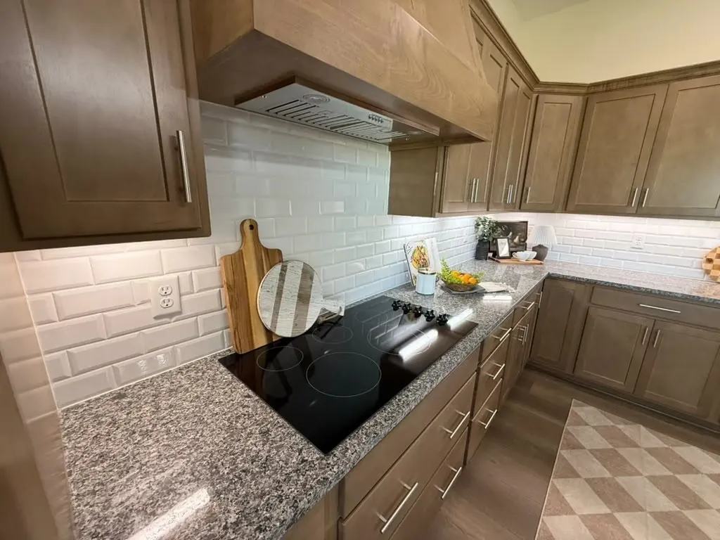 1530 E Appleton Street Valley Center KS 67147