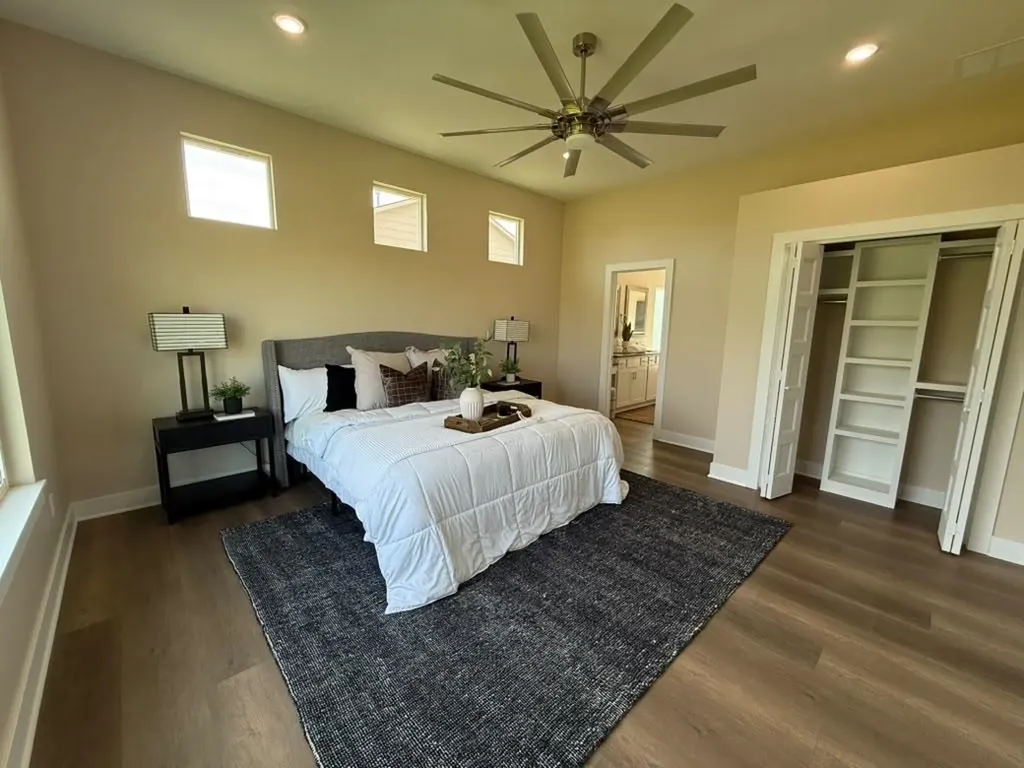 1530 E Appleton Street Valley Center KS 67147