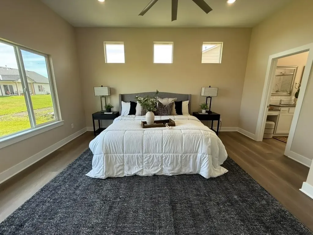 1530 E Appleton Street Valley Center KS 67147