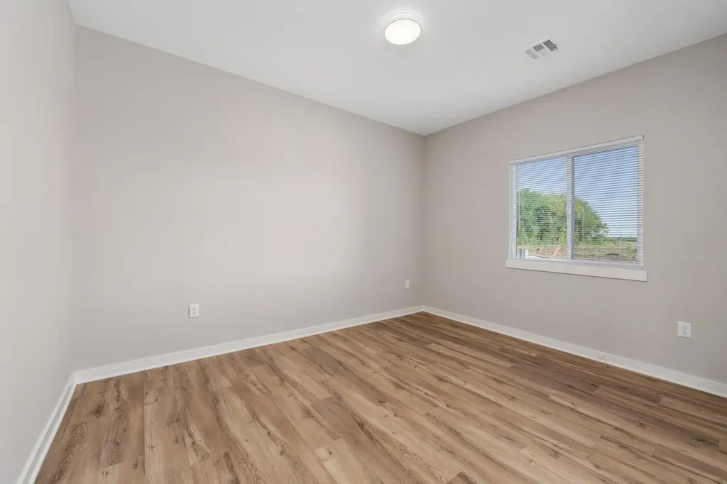 813 N Rainbow Lake Street Wichita KS 67235