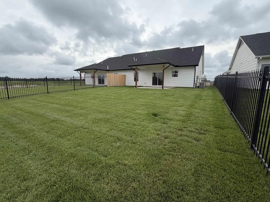 813 N Rainbow Lake Street Wichita KS 67235