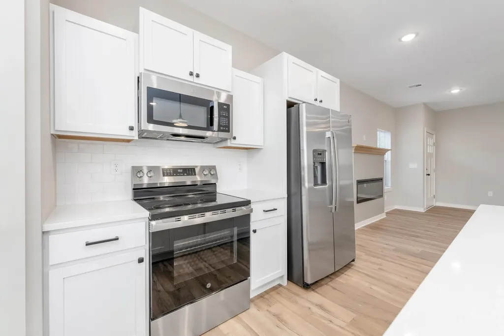 813 N Rainbow Lake Street Wichita KS 67235