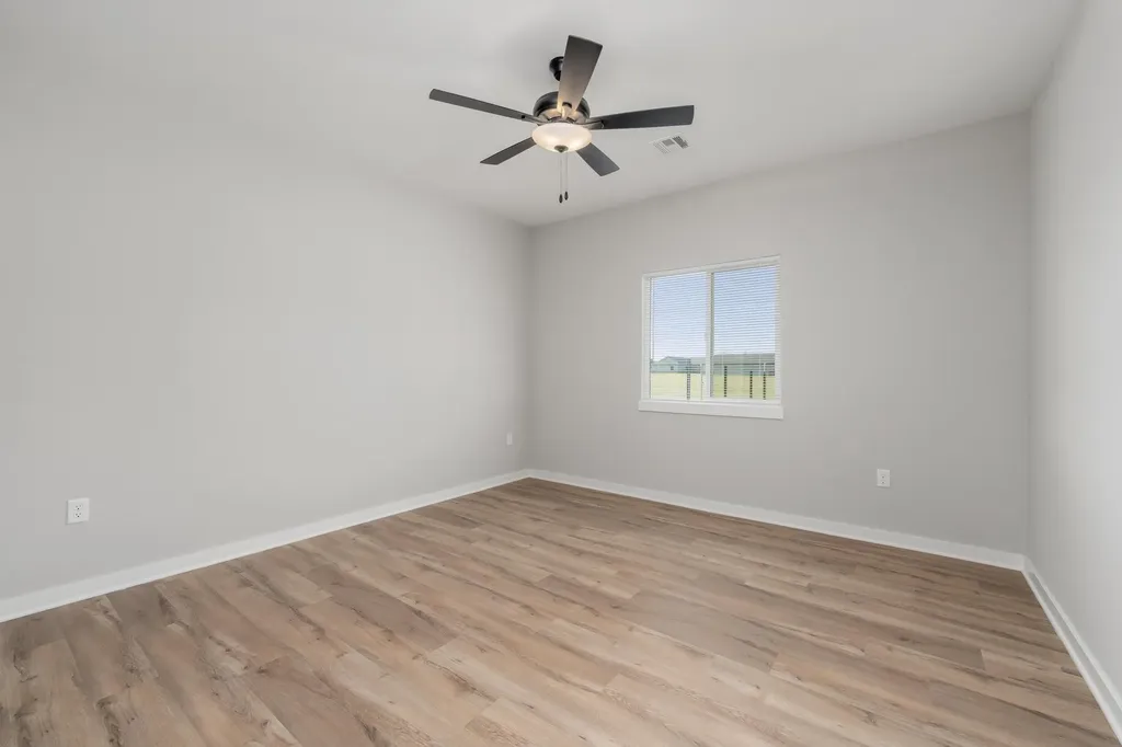 813 N Rainbow Lake Street Wichita KS 67235