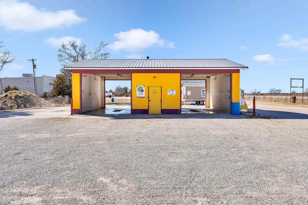423 N Colorado Avenue Burrton KS 67020
