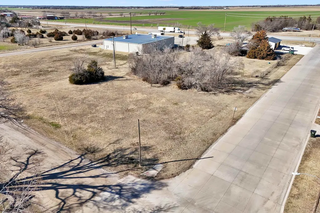 423 N Colorado Avenue Burrton KS 67020